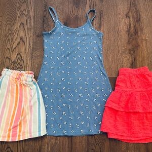 Girls 3 piece bundle dress and skirts size 6/7